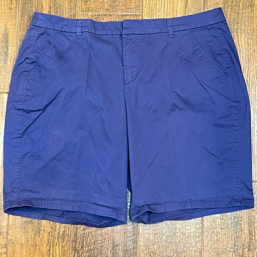 Lane Bryant Women’s Walking Shorts Size 18
